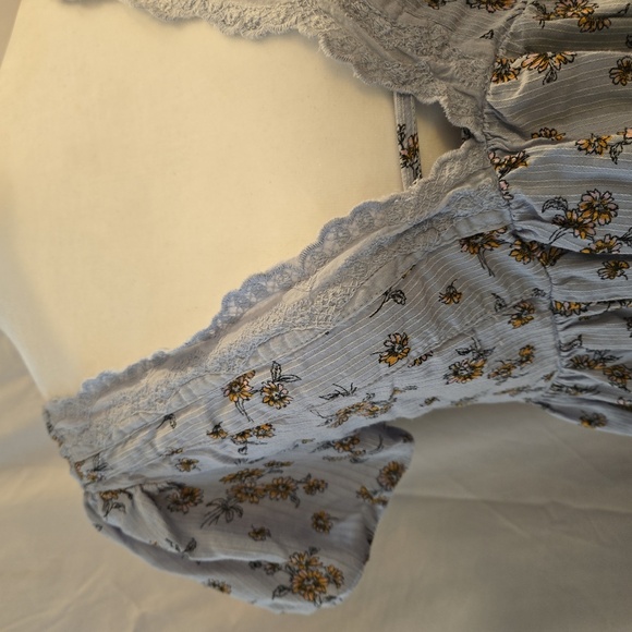 Urban Outfitters Peasant Floral Lace-Trimmed Mini Dress Blue Size Small - Picture 3 of 11